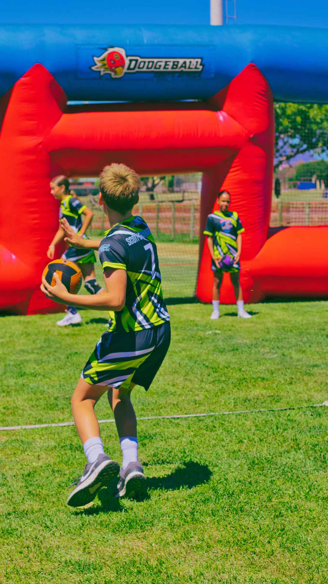 Kids playing dodgeball